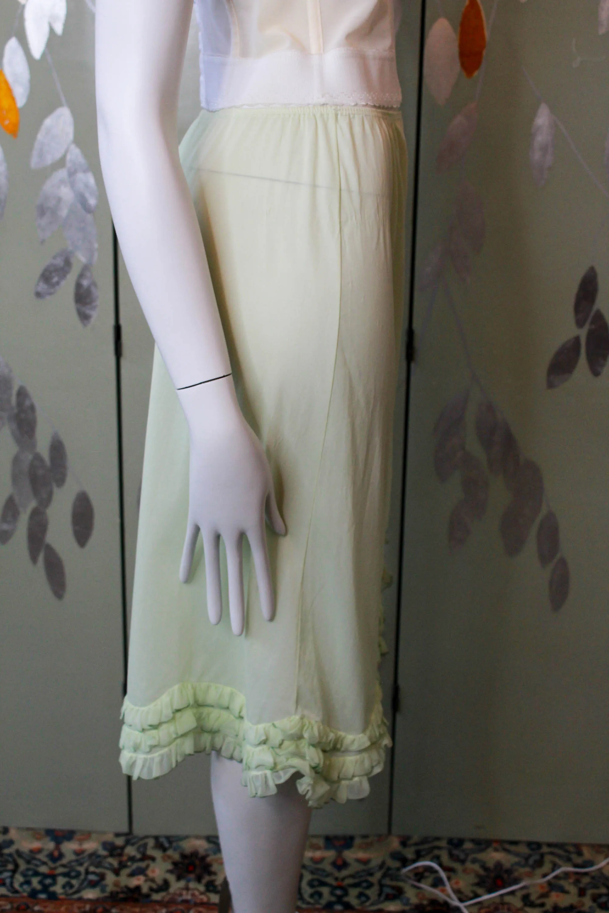 1960s Pale Green Ruffle Hem Slip Skirt, 28-30" Waist