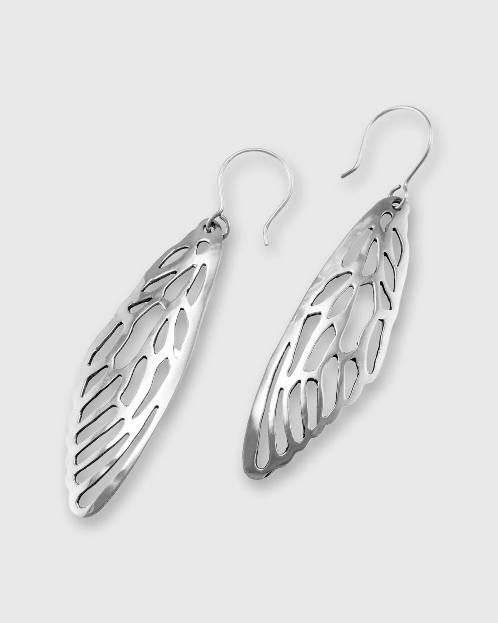 Cicada Wings Earrings in Alpaca